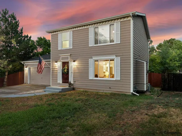 5225 Sunset Dr, Cheyenne, WY 82009