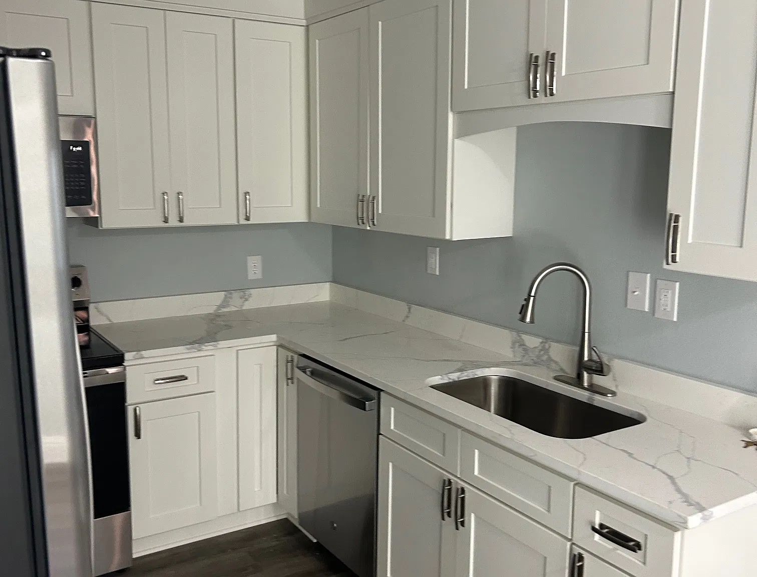3 bed, 1000 sqft, $1,695 — Photo 3