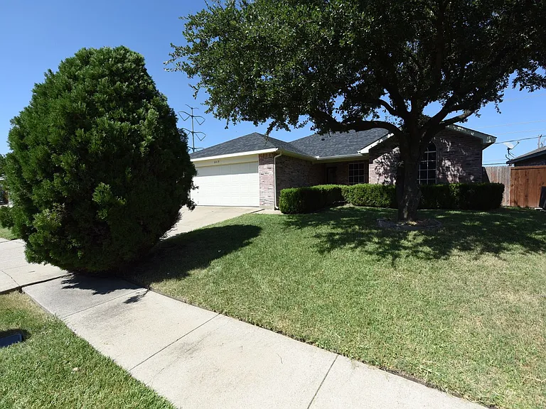 6419 Brookhaven Trl — Photo 2