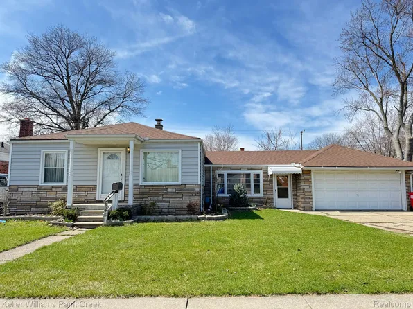 24275 Valley Ave, Eastpointe, MI 48021