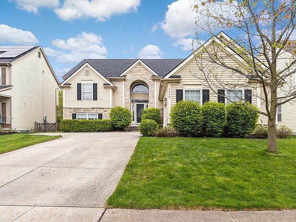 3rd image of 7952 Howell Dr