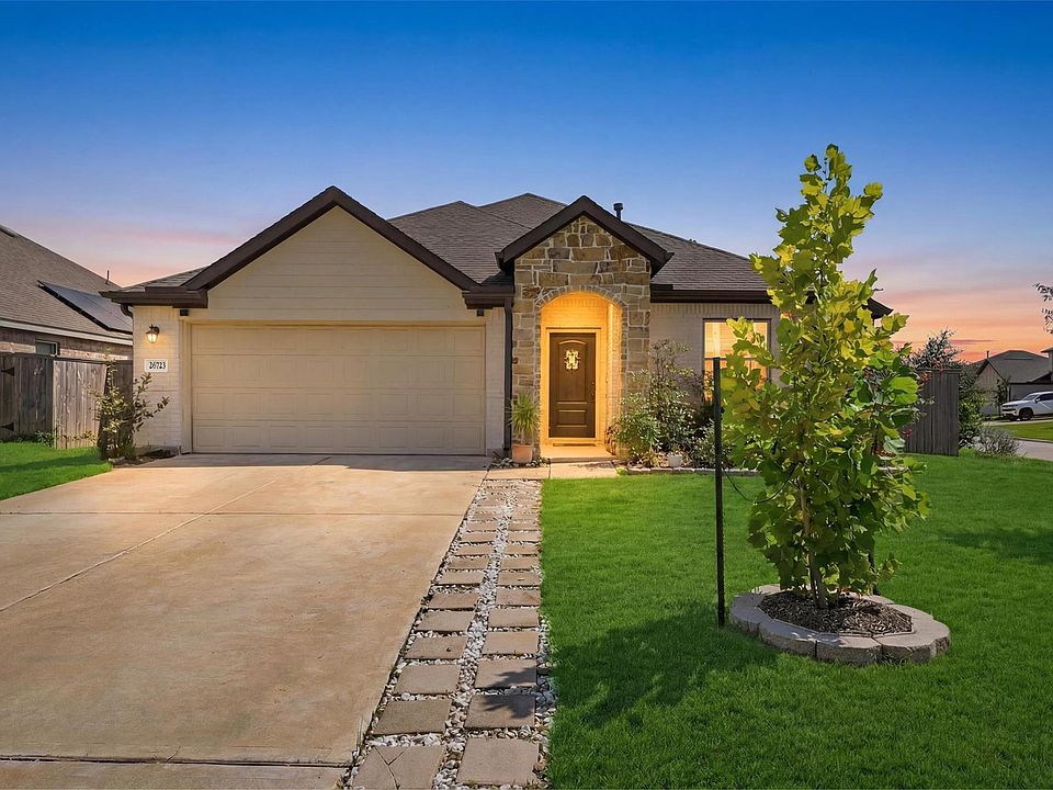 1st image of 26723 Laurel Glade Dr