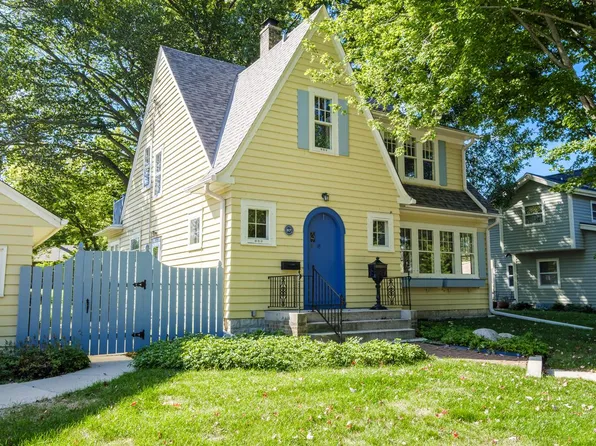 517 Park AVENUE, South Milwaukee, WI 53172