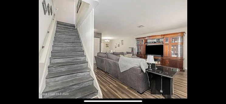 1300 Arlington Ln NE #116 — Photo 11