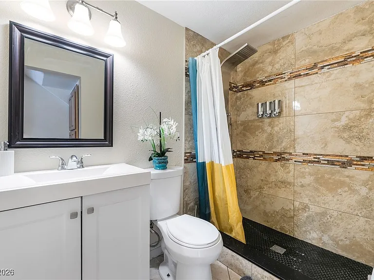 2419 Vegas Valley Dr — Photo 16