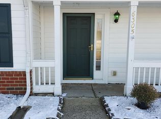 6305 Lakeview Dr E, Grove City, OH 43123