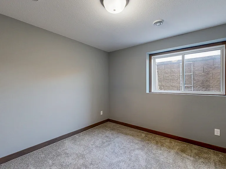 2332 Hadley Hills Dr NE — Photo 35