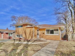 3114 Woodworth Pl, Hazel Crest, IL 60429