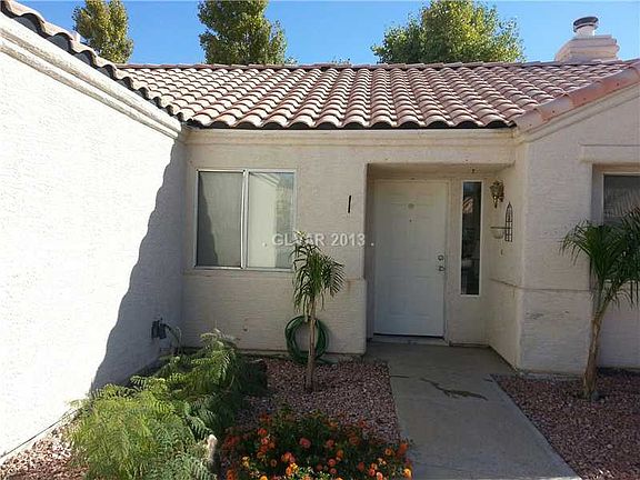 2nd image of 920 Coral Cay Ct