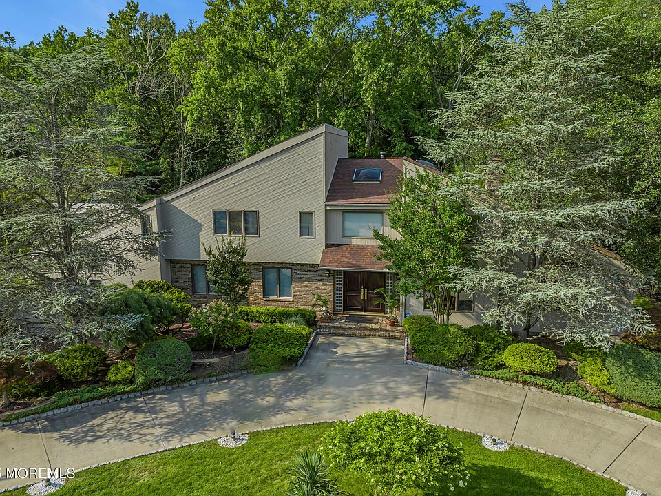 1st image of 35 Shadow Lawn Drive