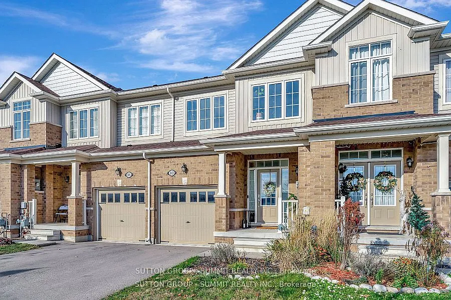 3 bed, $2,400 — Photo 1