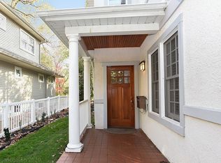 896 Spruce St, Winnetka, IL 60093