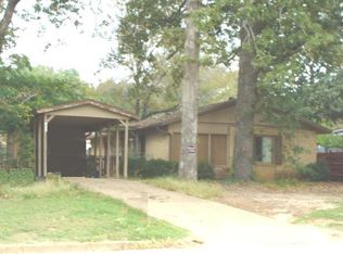 1906 Old Omen Rd, Tyler, TX 75701