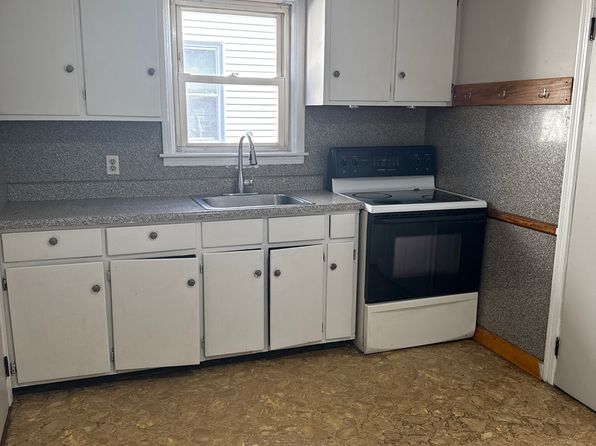 187 Cottage St APT 1