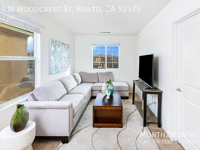 630 W Woodcrest St — Photo 57