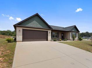514 Mandys Meadow Dr, Inman, SC 29349