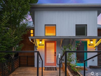1833 27th Avenue, Seattle, WA, 98122