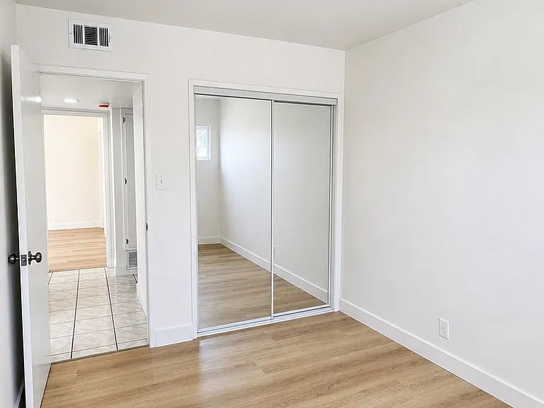 716 Glenway Dr #1 — Photo 18