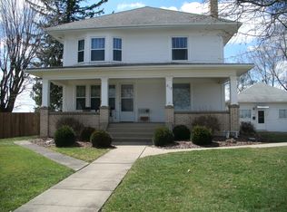 812 W Main St, Barnesville, OH 43713