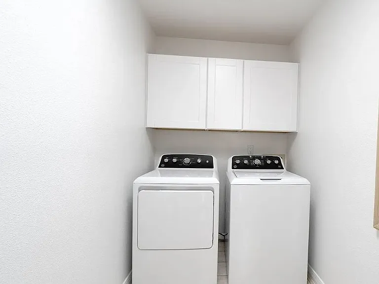 3107 Hillrise Dr — Photo 29