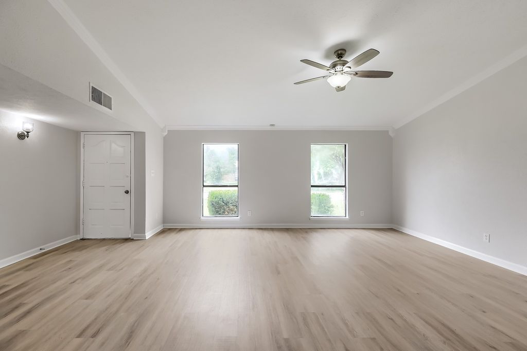 1200 Creekwood Ct, Allen, TX - View 5