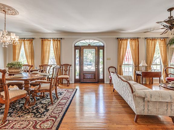 2nd image of 3371 Deborah Dr #1