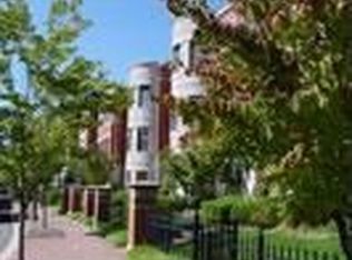 1916 Logan Manor Dr, Reston, VA 20190
