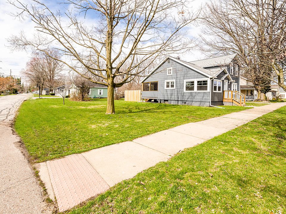 313 S Main St, Berrien Springs, MI 49103 Zillow