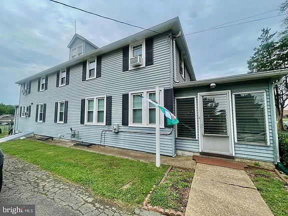 2nd image of 2526 Ebright Rd