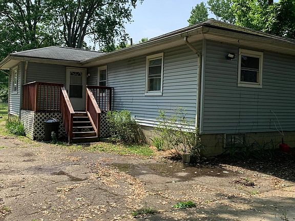 2nd image of 3878 Kenard Ct