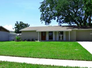 8342 Galewood Cir, Tampa, FL 33615
