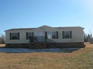 110 Pine St, Winton, NC 27855