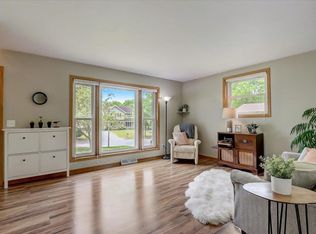 6 Wentworth Cir, Madison, WI 53719