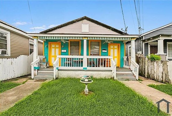 1st image of 1031 Nunez St