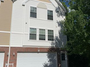 1215 SE Village View Ln, Ankeny, IA 50021