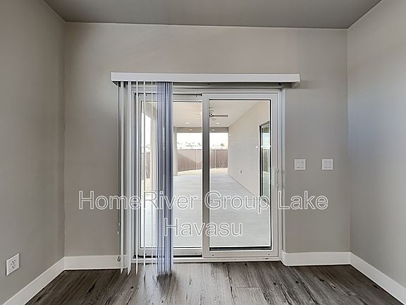 5th image of 2705 Palisades Dr Unit 101