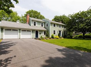 12 Broadview Dr, Barrington, RI 02806