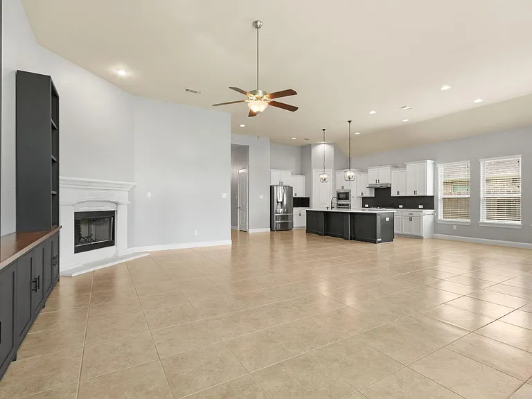 12426 Cumberland Dr — Photo 12