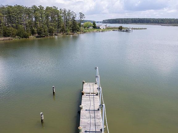 2nd image of 5511 Casson Neck Rd