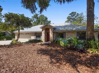 150 Lake Charles Rd, Deland, FL 32724