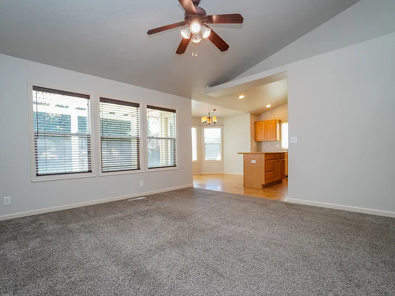 1445 W Silver Salmon Dr — Photo 14