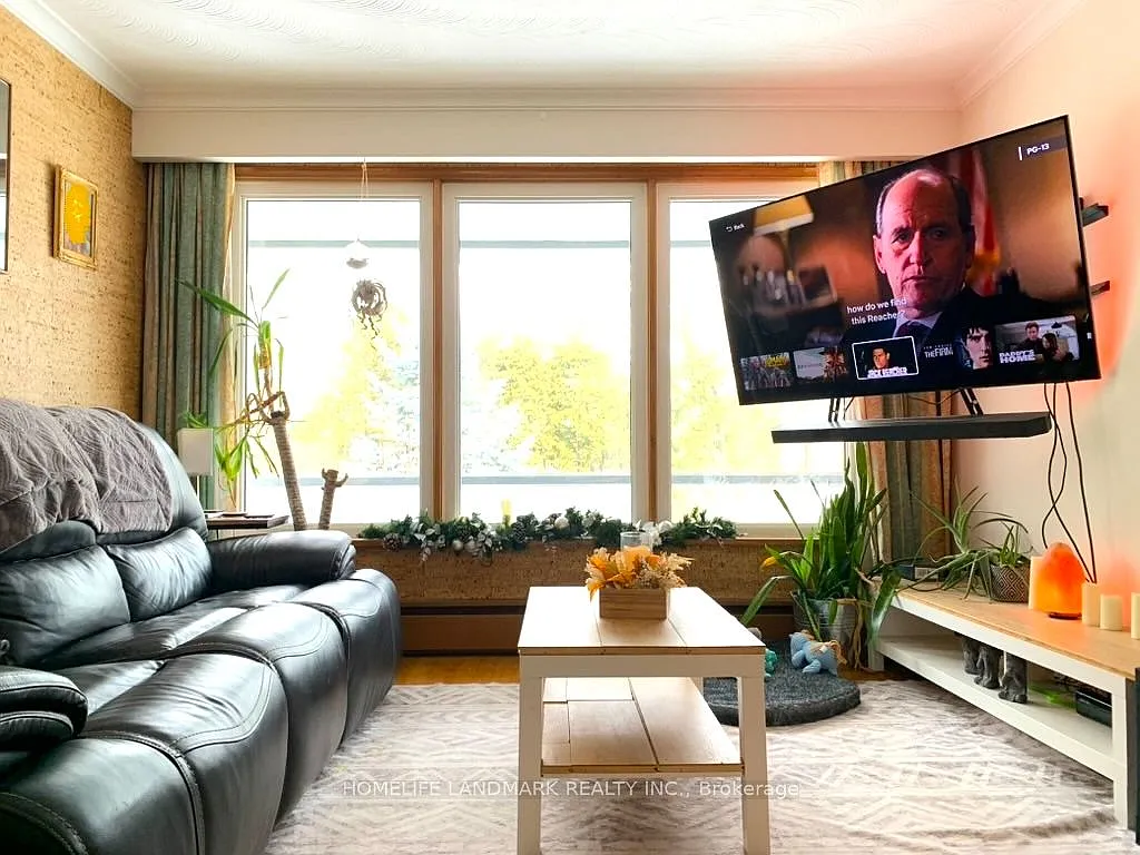 3 bed, $2,660 — Photo 3