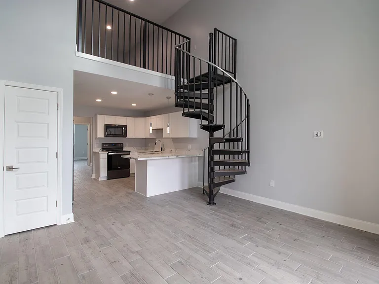 225 Winter Garden Dr #B4 — Photo 13