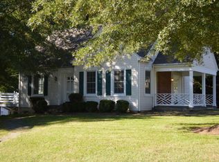 88 Holt St, Chatham, VA 24531
