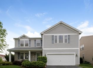 1702 Stonegate Dr, Montgomery, IL 60538