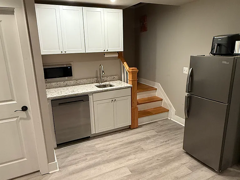 138 Baylor Ln — Photo 4