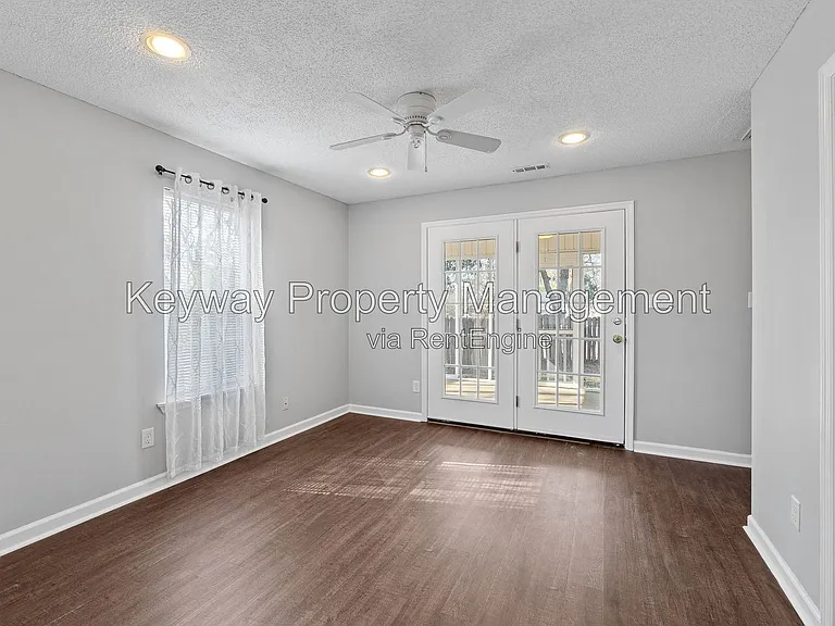 18 Fowkewood Ct — Photo 7