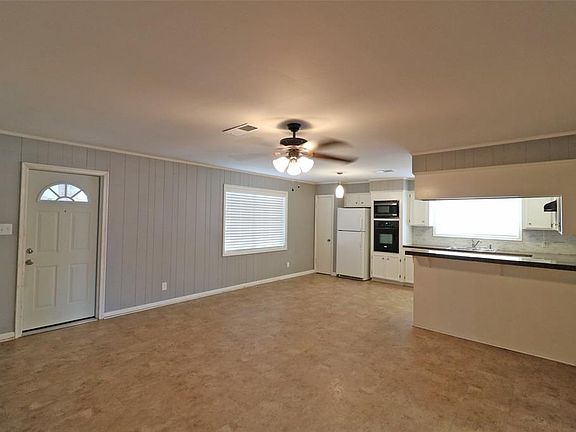 3rd image of 1616 3rd St