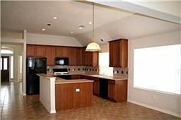 5th image of 1607 Autumn Springs Dr