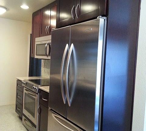 3rd image of 1115 S Elm Dr APT 403